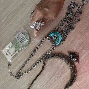 Necklaces earring n ring